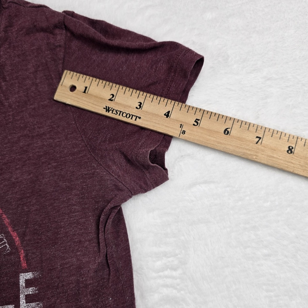 Aeropostale Women's T Shirt Burgundy Graphic Print Size Medium Athletic Division - Picture 8 of 11